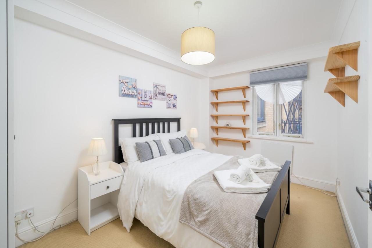 Crossharbour Canary Wharf 2 Bed Duplex Apartment Londres Extérieur photo